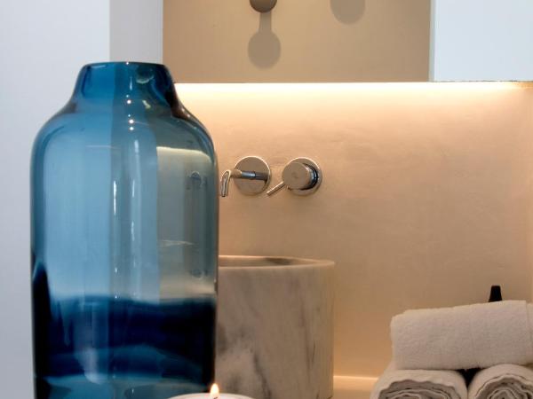 Panorama Suites : photo 6 de la chambre suite avec balcon privé - vue sur caldera