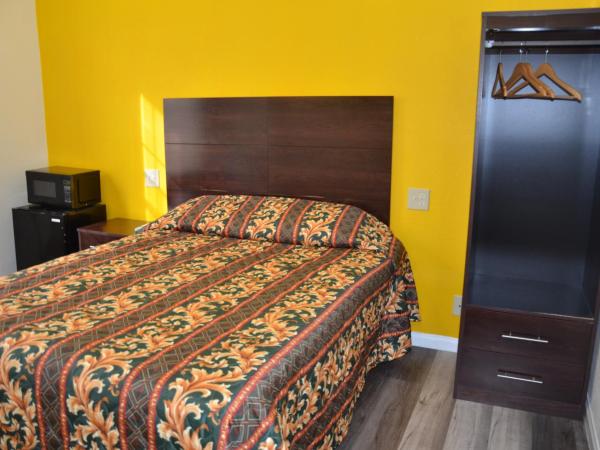 Hotel Sunrise : photo 3 de la chambre chambre lit queen-size 