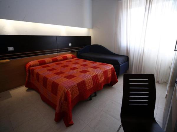 Hotel Villa Lalla : photo 1 de la chambre chambre triple