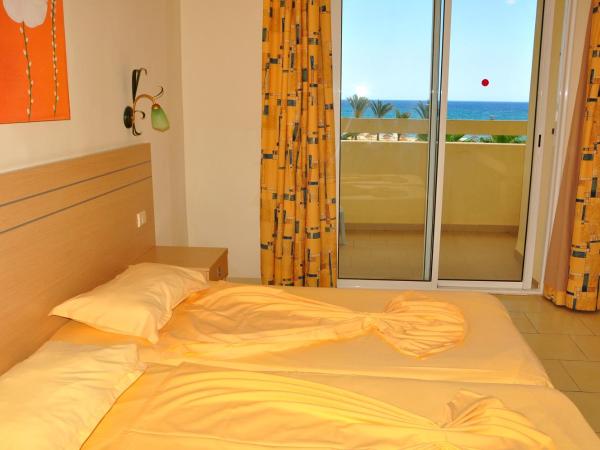 Omar Khayam Resort & Aqua Park : photo 4 de la chambre chambre double - vue sur mer