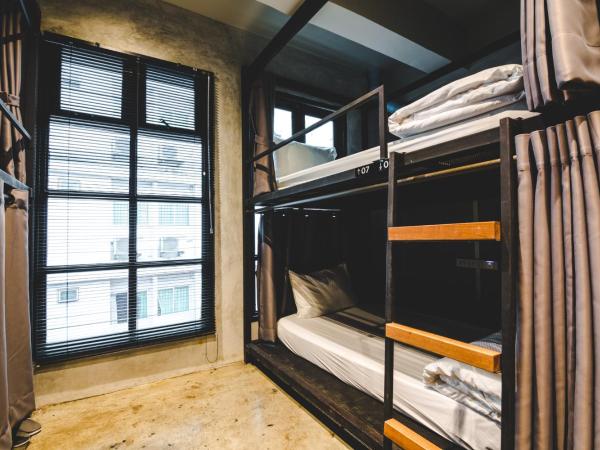 BED STATION Hostel Khaosan : photo 6 de la chambre lit dans dortoir mixte de 12 lits
