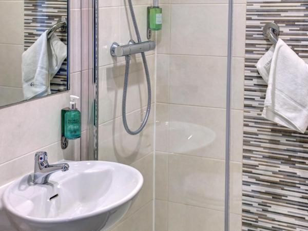 Best Western Kings Manor : photo 10 de la chambre chambre lits jumeaux standard