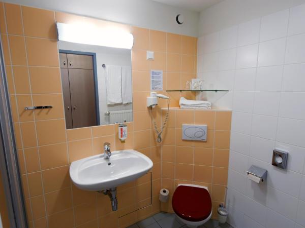 Hotel Kolping Wien Zentral : photo 2 de la chambre appartement (2 adultes)