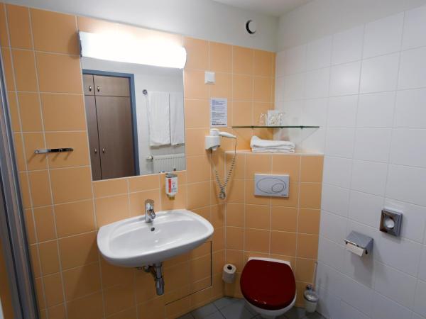 Hotel Kolping Wien Zentral : photo 2 de la chambre appartement (2 adultes)