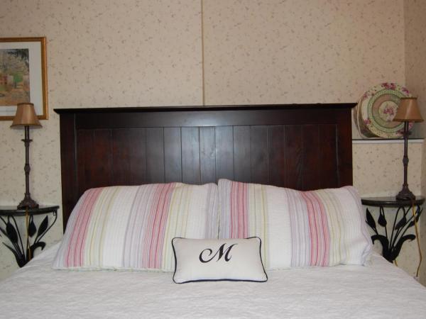 McGee's Inn : photo 3 de la chambre chambre lit queen-size 11