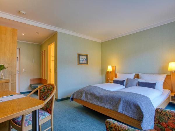 Hotel Kischers Landhaus : photo 2 de la chambre chambre double confort avec douche