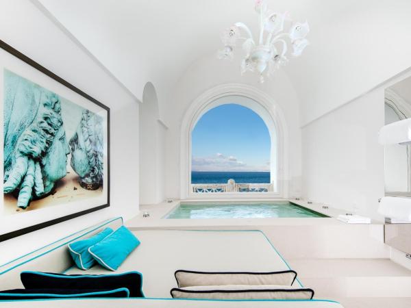 Bellevue Syrene : photo 3 de la chambre suite deluxe avec baignoire spa