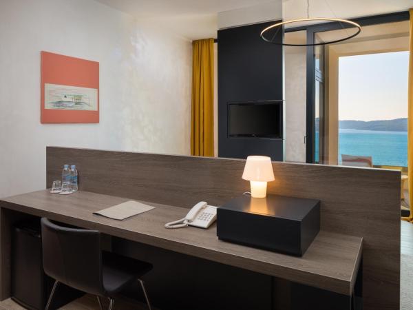 Hotel Ola - Adults Only : photo 1 de la chambre chambre double confort avec balcon - vue sur mer