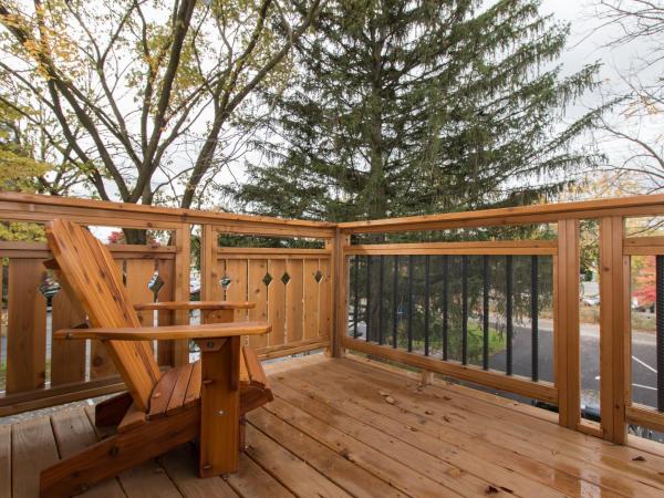 Hotel Broad Ripple : photo 8 de la chambre appartement avec balcon