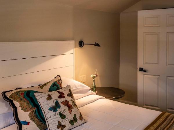 Hotel Broad Ripple : photo 6 de la chambre chambre familiale avec balcon