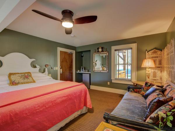 Hotel Broad Ripple : photo 1 de la chambre chambre lit king-size