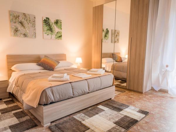 Gabrielli Rooms & Apartments - MARONCELLI : photo 10 de la chambre chambre double avec salle de bains commune