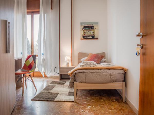 Gabrielli Rooms & Apartments - MARONCELLI : photo 4 de la chambre chambre simple avec salle de bains commune