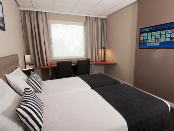Hotel De Zoete Inval Haarlemmerliede : photo 3 de la chambre chambre lits jumeaux confort