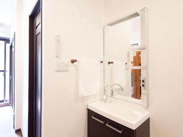 Ryokan Hostel Gion : photo 5 de la chambre chambre quadruple avec salle de bains privative