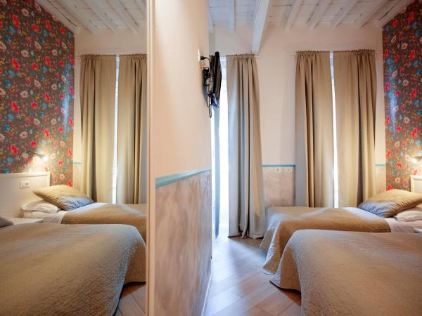 Hotel Bencidormi : photo 5 de la chambre chambre triple
