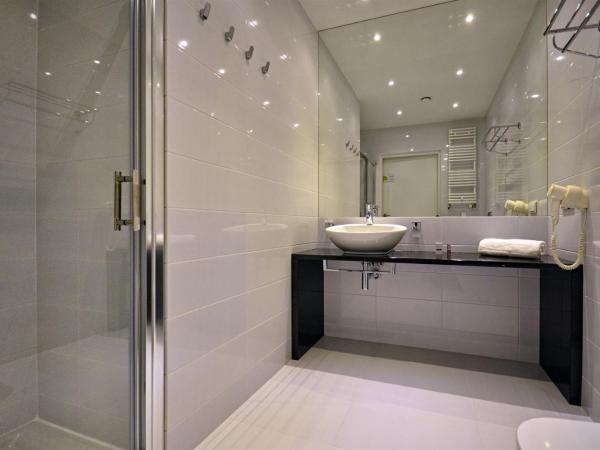 Hotel Bażantowo Sport : photo 1 de la chambre chambre double ou lits jumeaux