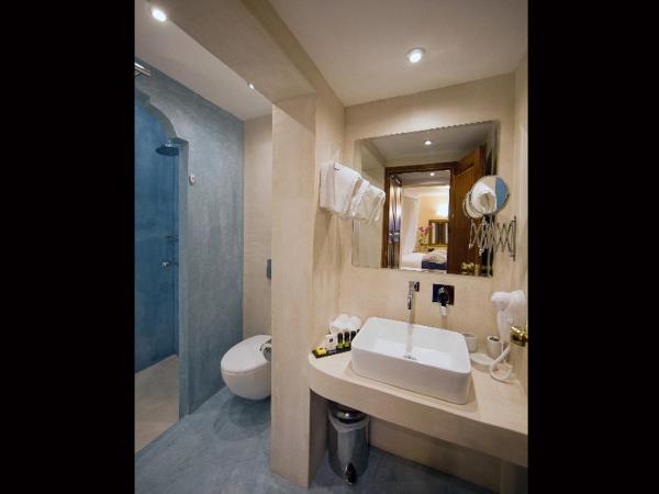 In Camera Art Boutique Hotel : photo 7 de la chambre chambre double supérieure (un voyage dans la lumière)