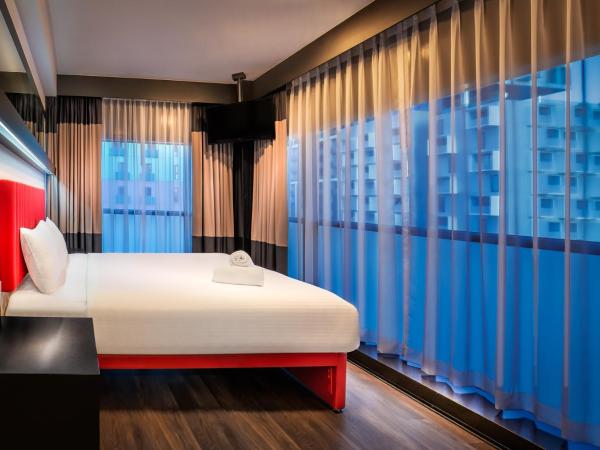 Essence Hotel Carlton : photo 9 de la chambre chambre lit queen-size deluxe