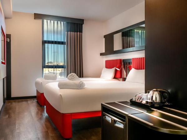 Essence Hotel Carlton : photo 5 de la chambre chambre lits jumeaux standard