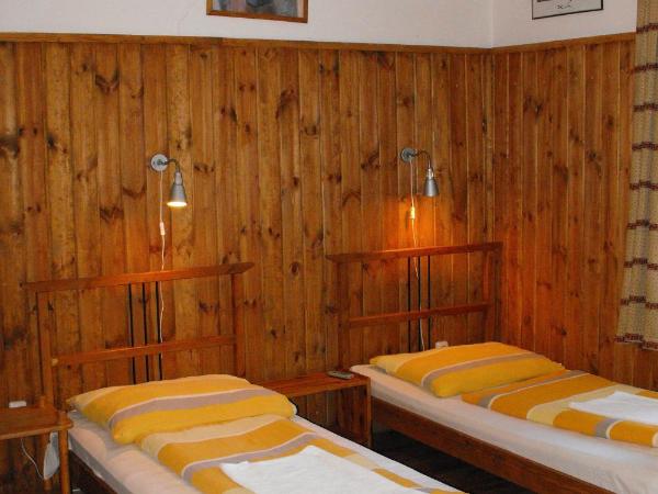 Hungaria Guesthouse : photo 1 de la chambre chambre triple