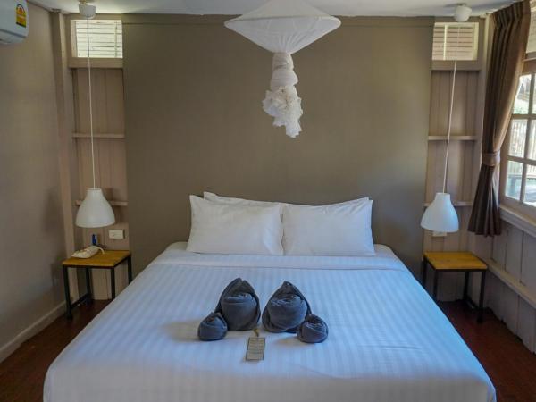 HIP Seaview Resort @ Phi Phi : photo 2 de la chambre bungalow - vue sur jardin
