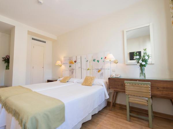 Hotel Alcántara : photo 1 de la chambre chambre double ou lits jumeaux