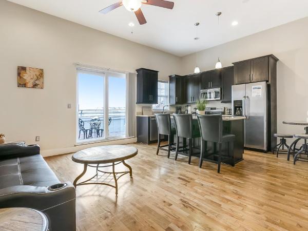 Stunning Apartments with Luxury Amenities : photo 1 de la chambre penthouse