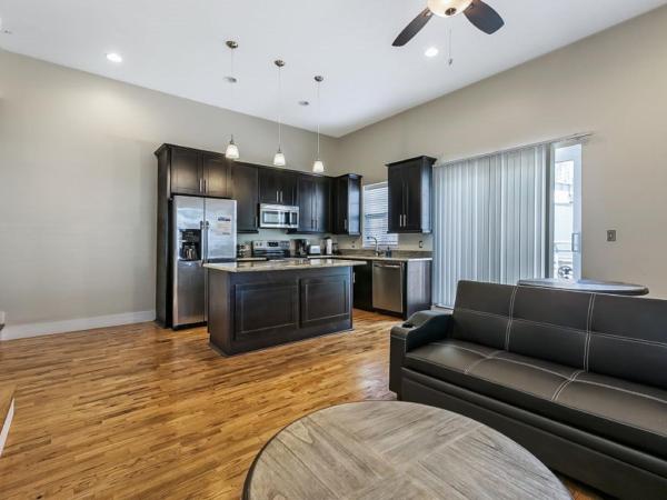 Stunning Apartments with Luxury Amenities : photo 3 de la chambre penthouse