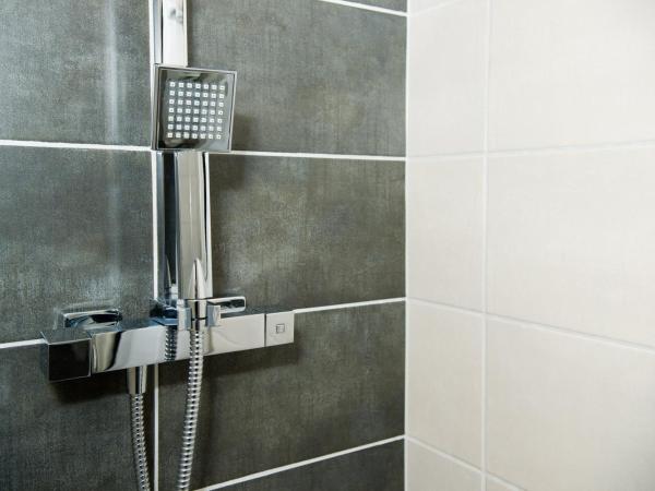 Hôtel Le Stanislas : photo 6 de la chambre chambre double