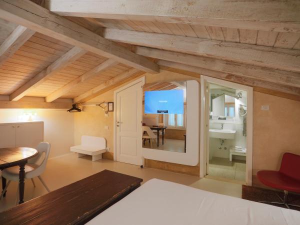 Hotel Casino Ridola : photo 10 de la chambre chambre double supérieure