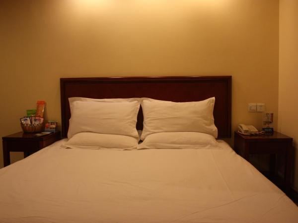 GMA Hotel ShangHai WuNing Road ZhenPing Road Metro Station : photo 1 de la chambre chambre double supérieure