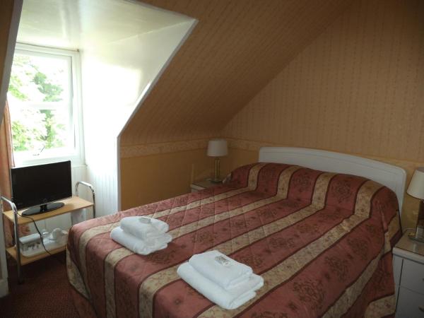 Menzies Guest House : photo 1 de la chambre chambre double basique avec salle de bains commune