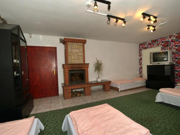 Hostel Madeira : photo 2 de la chambre lit dans dortoir de 8 lits 