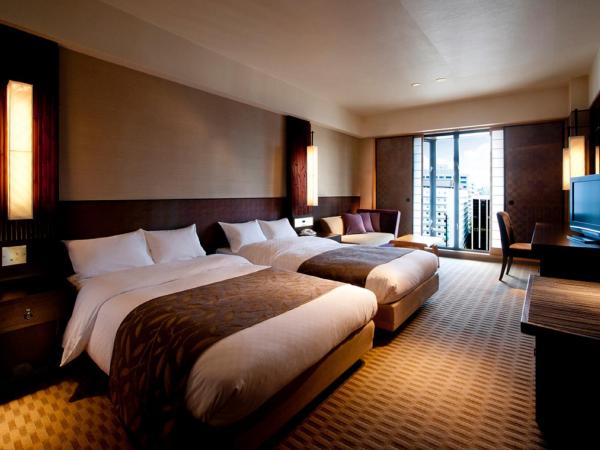 RIHGA Royal Hotel Kyoto : photo 1 de la chambre chambre lits jumeaux supérieure avec accès à la piscine et à la salle de sport - 10e Étage exécutif - non-fumeurs