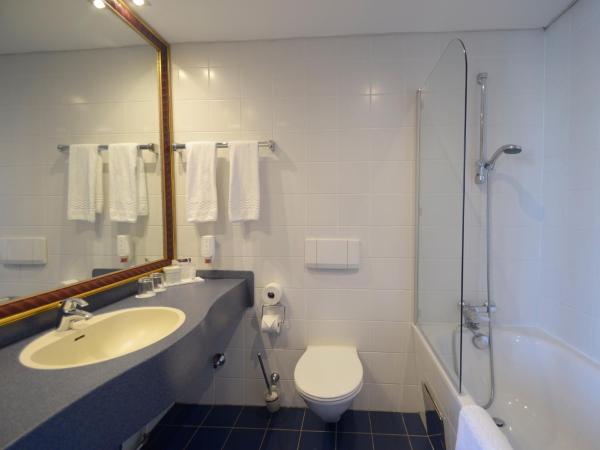 Skycity Hotel Atrigon : photo 5 de la chambre suite junior avec terrasse