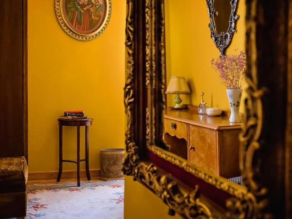 Athens Quinta : photo 9 de la chambre chambre double standard avec salle de bains commune