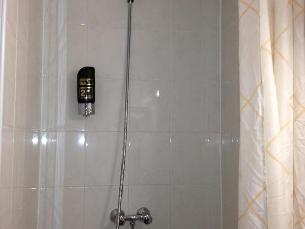 Hotel Continental Amsterdam : photo 3 de la chambre chambre lits jumeaux avec salle de bains commune