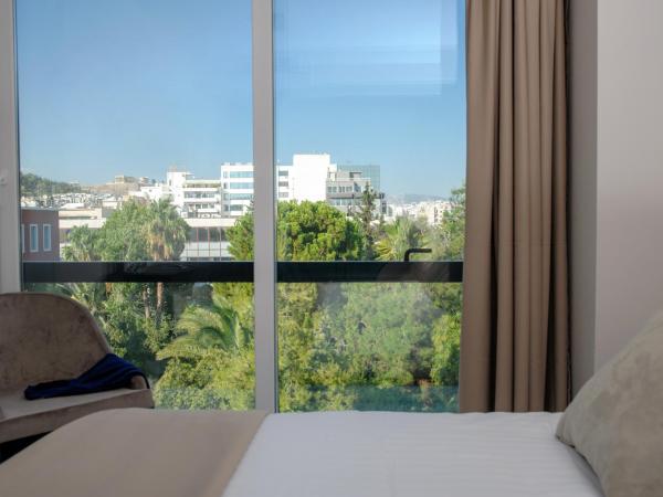 B4B Athens 365 : photo 3 de la chambre chambre double ou lits jumeaux supérieure - vue sur acropole