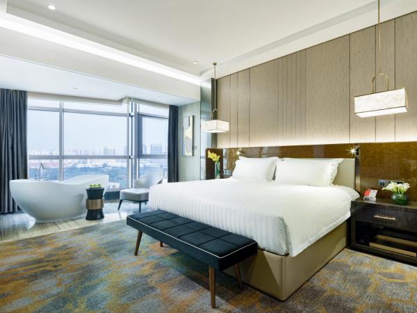 Grand Millennium Shanghai HongQiao : photo 3 de la chambre suite exécutive