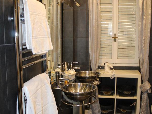 B&b My Bergamo : photo 3 de la chambre chambre double avec salle de bains privative