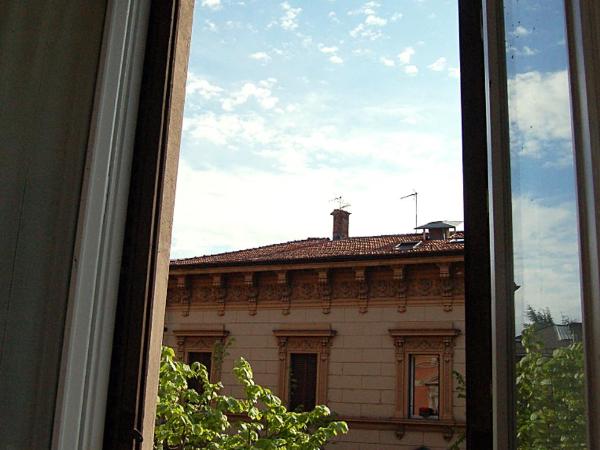 Italy Prestigious Guest House : photo 4 de la chambre chambre double ou lits jumeaux avec salle de bains privative externe