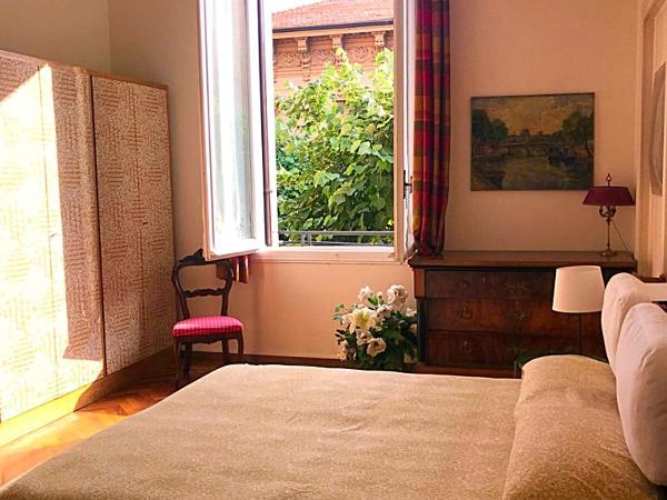 Italy Prestigious Guest House : photo 8 de la chambre chambre double ou lits jumeaux avec salle de bains privative externe