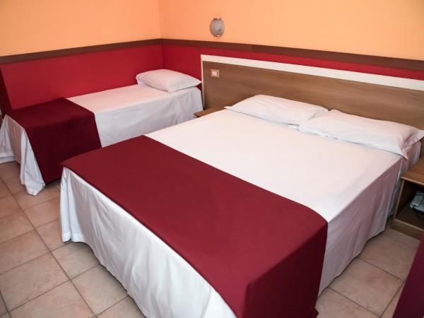 Hotel Corallo : photo 2 de la chambre chambre triple Économique