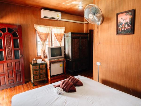 Noble Night Guesthouse : photo 2 de la chambre petite chambre double