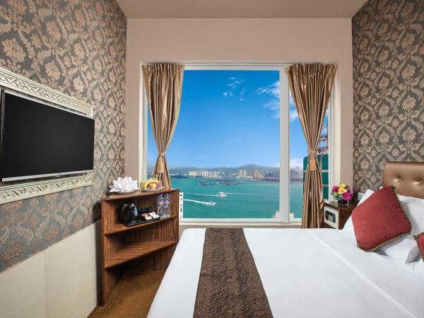 Ramada Hong Kong Harbour View : photo 2 de la chambre chambre double deluxe - vue sur port