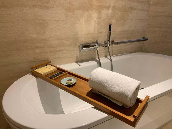 HUALUXE Shanghai Twelve At Hengshan, an IHG Hotel : photo 5 de la chambre chambre lit king-size standard