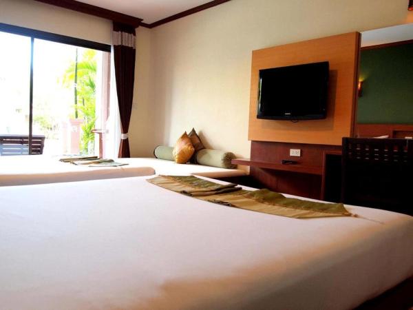 Fanari Khaolak Resort - Courtyard SHA Extra Plus : photo 6 de la chambre chambre double deluxe avec accès piscine