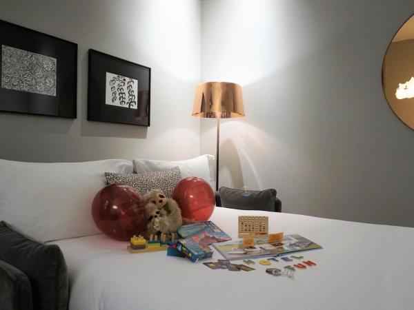 Hôtel Cardinal Bordeaux Centre : photo 7 de la chambre suite prestige 