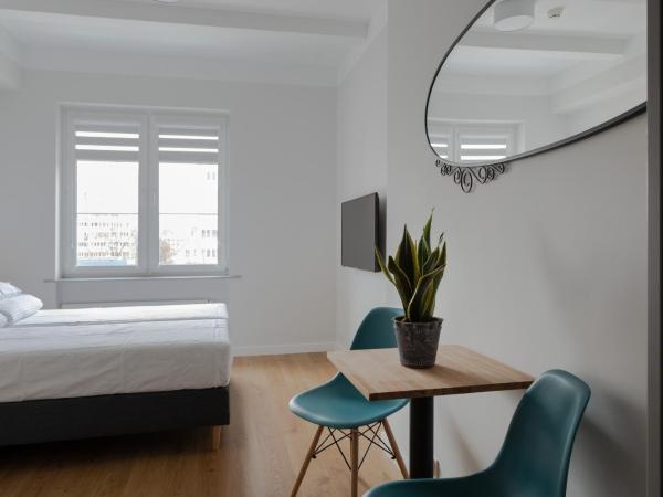 MoHo XL : photo 4 de la chambre chambre double ou lits jumeaux avec salle de bains privative